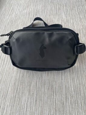 Allpa X 1.5L Hip Black Pack / Sling Belt Bag For Travelling, Hiking